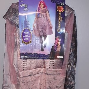 Girls Descendants 3 Audrey Halloween Costume Large (10-12)